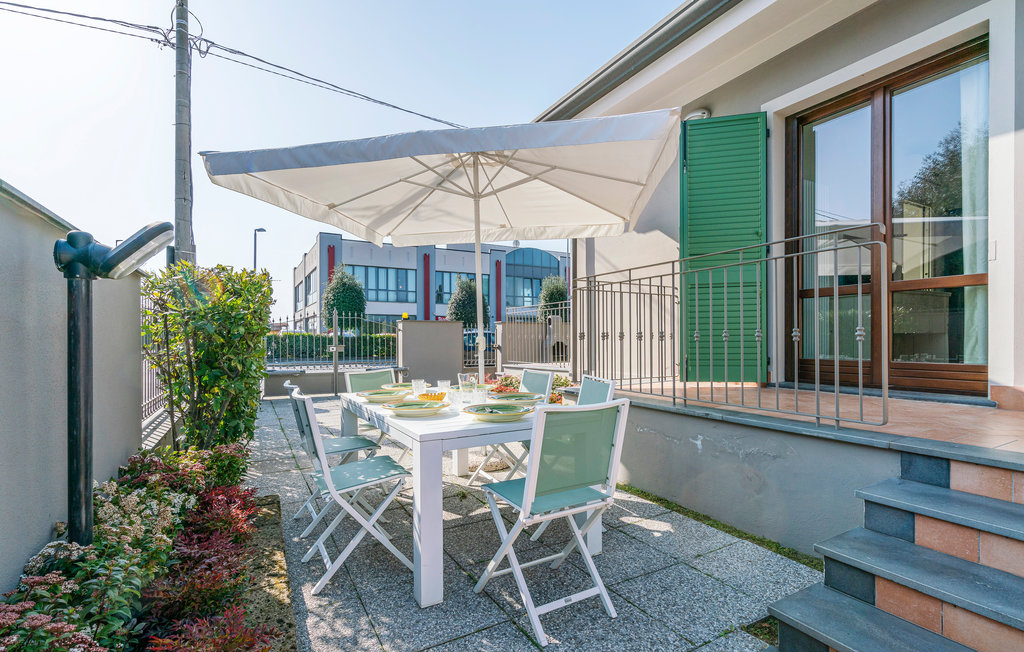 Semesterhus - Viareggio , Italien - ITV883 9