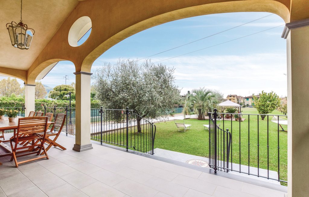 Semesterhus - Viareggio , Italien - ITV933 2