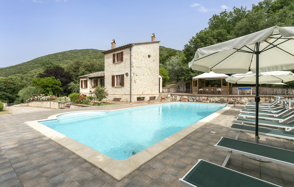 Semesterhus - Guardea , Italien - IUP412 1