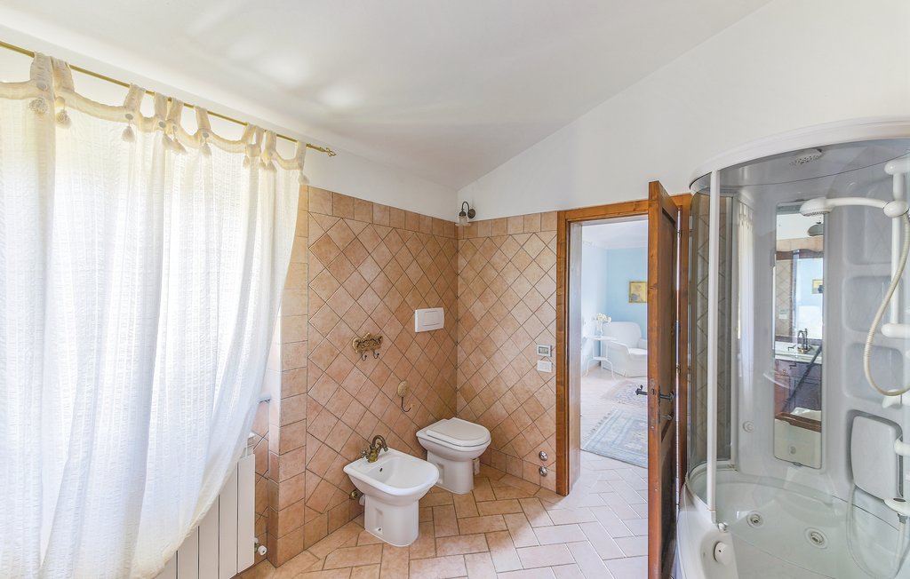 Feriehus - Passignano , Italia - IUT160 24