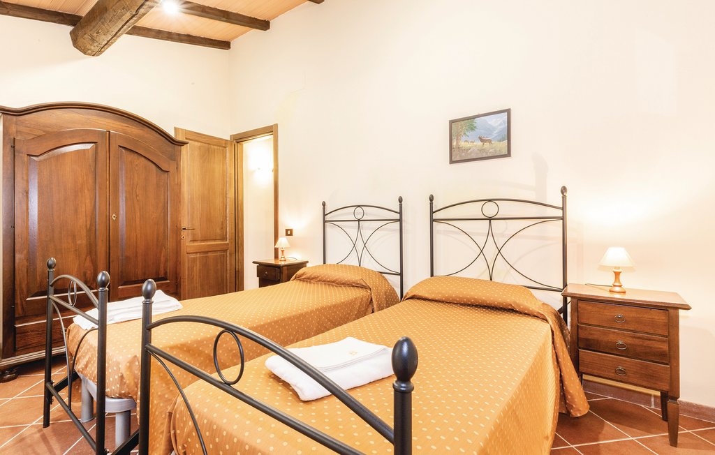 Feriehuse - Castiglione del Lago , Italien - IUT159 26