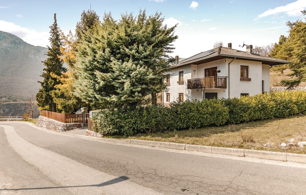 Semesterlägenhet - Valle dei Laghi , Italien - IVG358 2