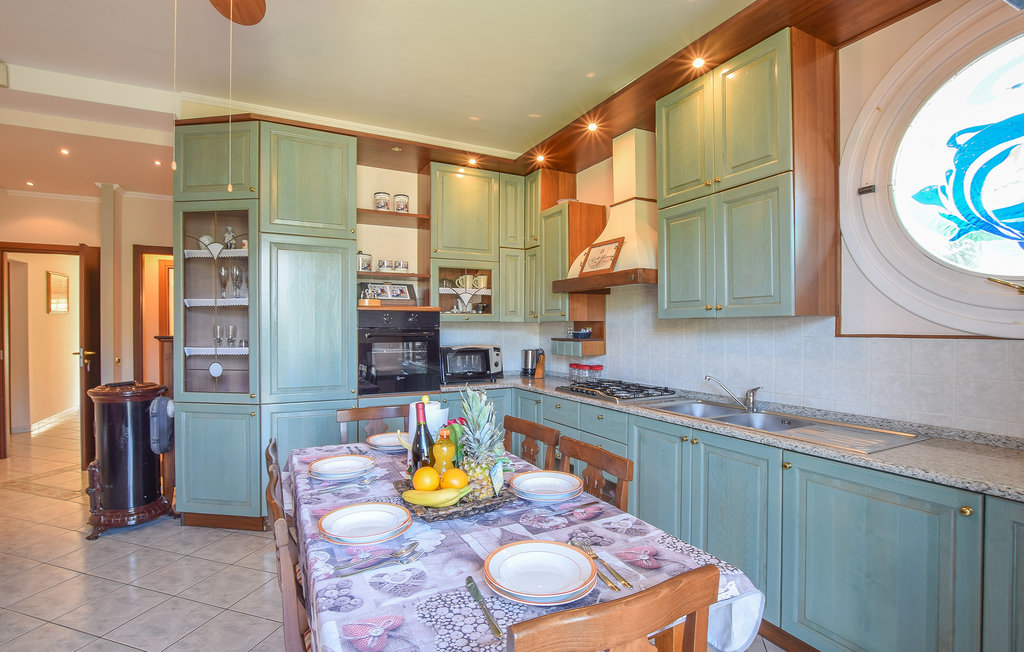 Lejlighed - Monte Isola , Italien - IVI180 11