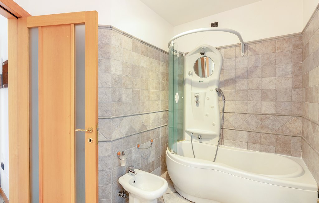 Feriehus - Lago Maggiore , Italia - IVM137 21