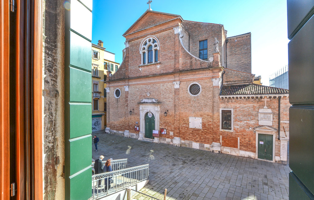 Willkommen im wunderschönen Venedig – Freuen Sie sich auf einen Urlaub mit Sonne, Strand und Stadt.

In dieser Wohnung in Venedig wachen Sie in einer fantastischen Stadt auf und können viel Kultur..