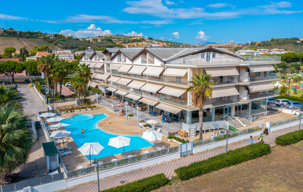 Lejlighed - Roseto degli Abruzzi , Italien - IZK268 1