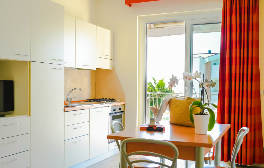 Lejlighed - Roseto degli Abruzzi , Italien - IZK268 3