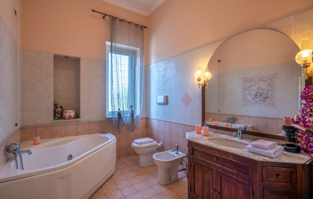 Ferienwohnung - Miglianico , Italien - IZK252 19