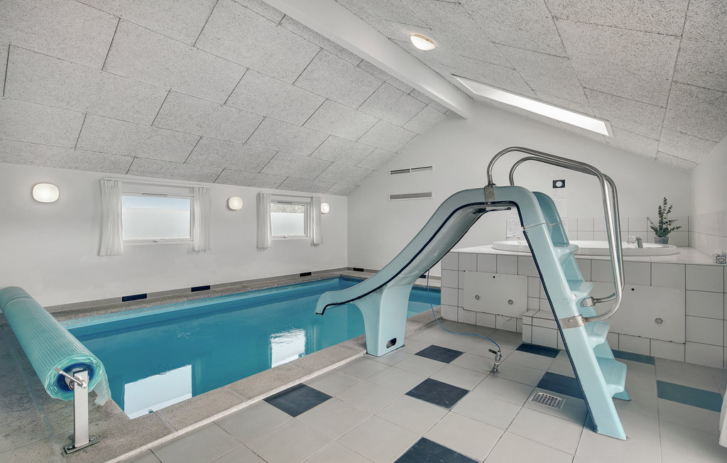 Feriehus - Marielyst , Danmark - K12395 2