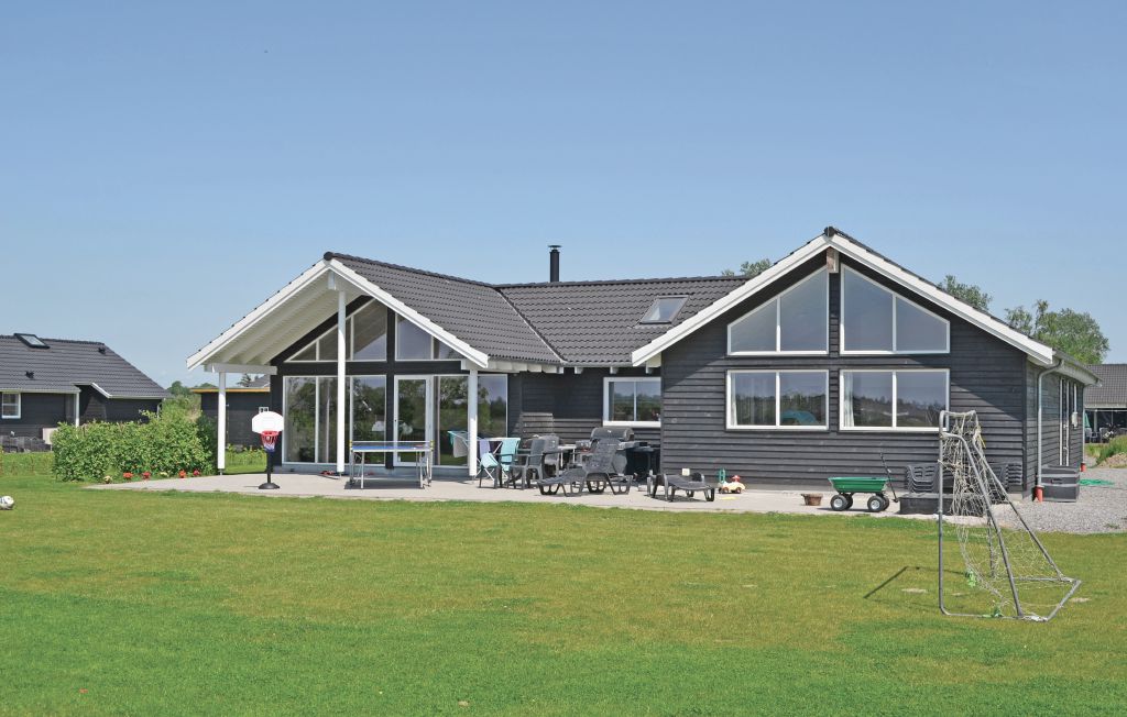 Feriehuse - Marielyst , Danmark - K12580 1