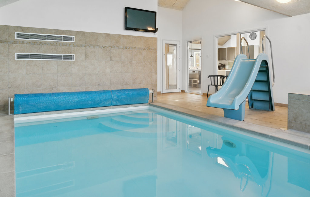 Feriehuse - Marielyst , Danmark - K12980 9