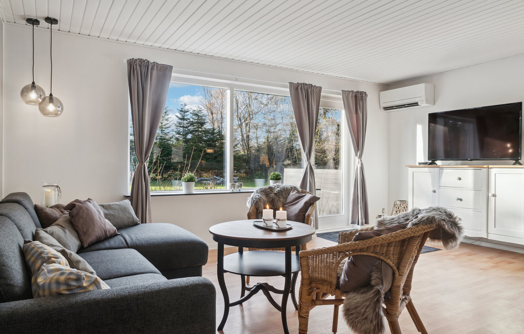 Feriehuse - Marielyst , Danmark - K12022 3
