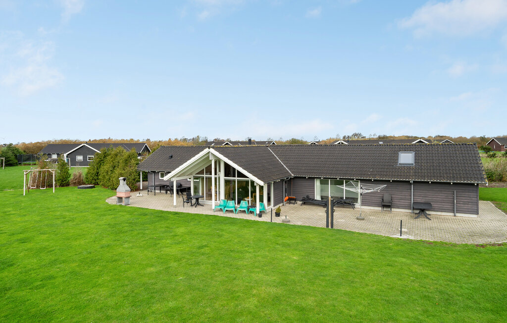 Feriehuse - Marielyst , Danmark - K12395 1