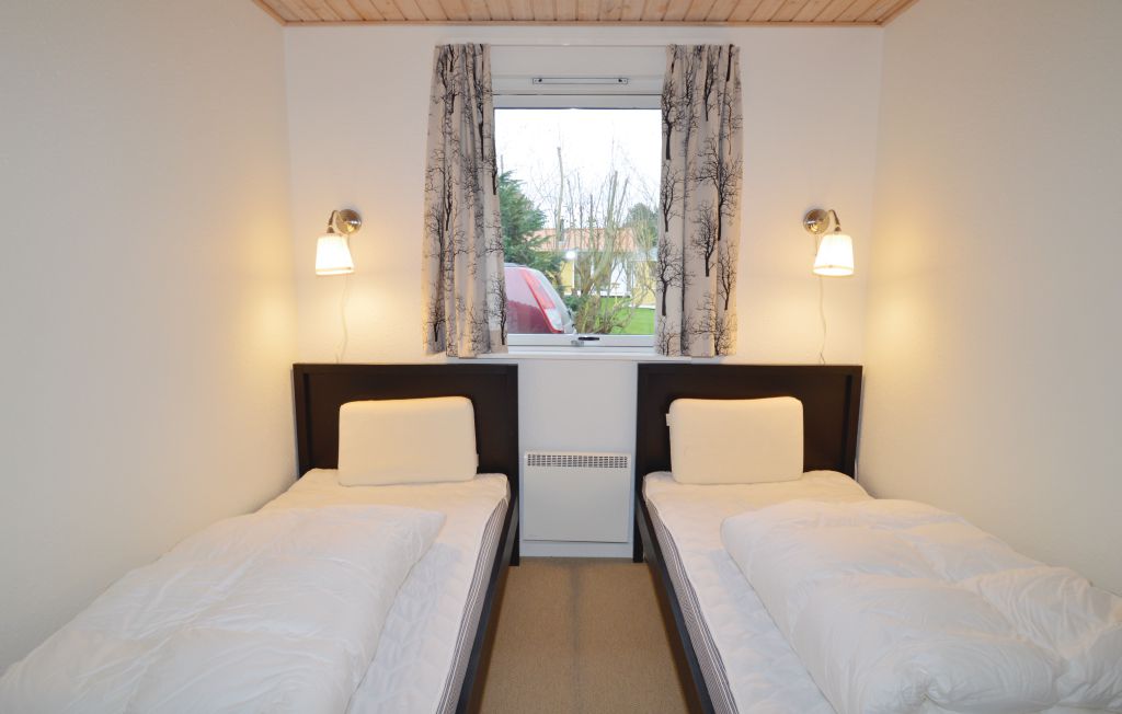 Feriehuse - Marielyst , Danmark - K13555 11