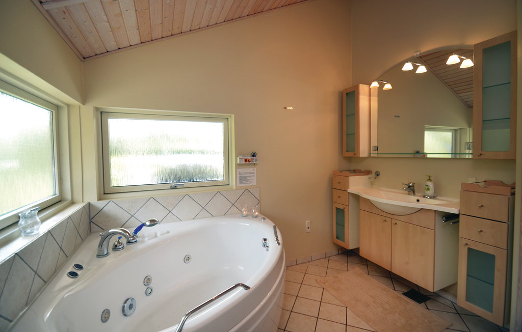 Feriehuse - Marielyst , Danmark - K15315 3