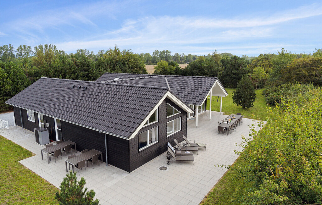 Feriehus - Marielyst , Danmark - K16421 1