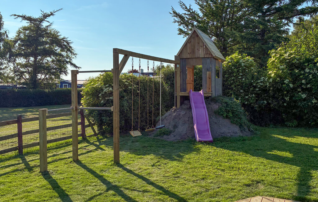 Erleben Sie entspannte Urlaubstage in diesem modernen Haus mit vielen Möglichkeiten für Groß und Klein.

Verbringen Sie Ihren nächsten Urlaub in einem stilvollen und familienfreundlichen Insel-Fer..