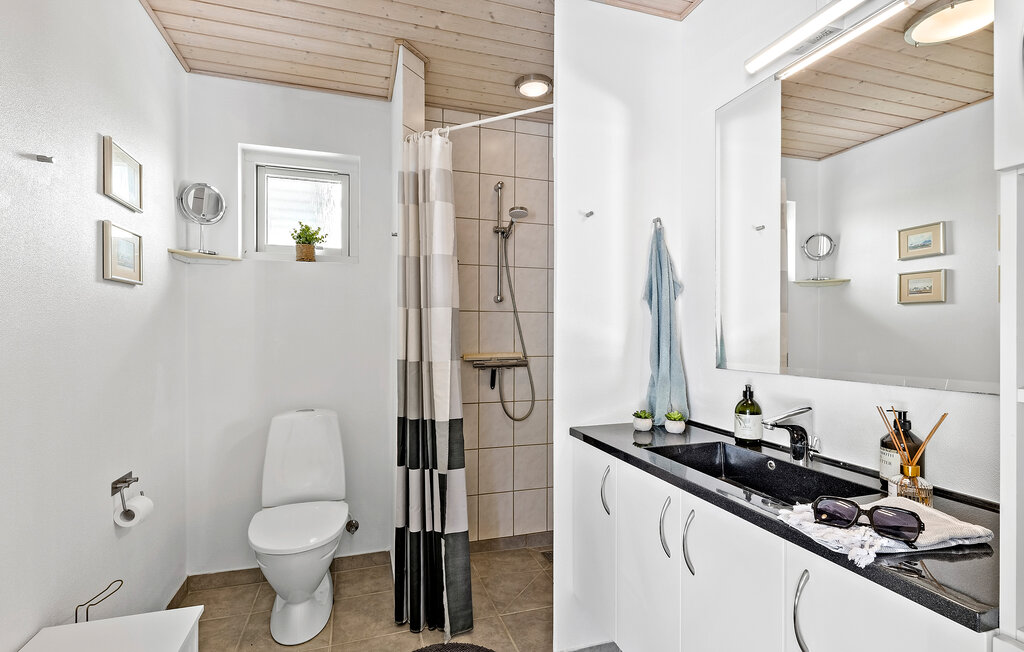 Feriehuse - Hvalpsund , Danmark - L50243 17