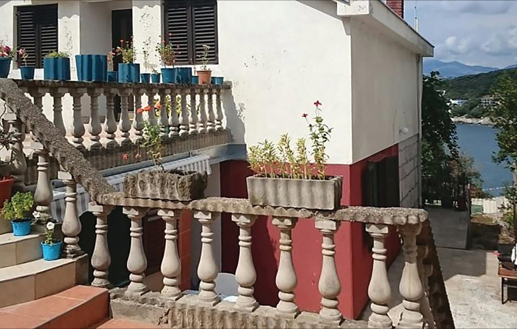 Holiday rental BarUtjeha , Montenegro MNA004 Novasol