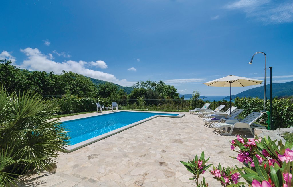 Semesterhus - Herceg Novi-Mojdez , Montenegro - MNH200 2