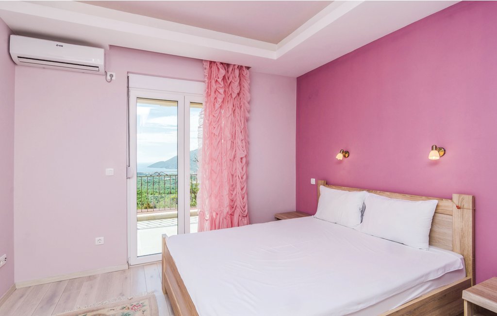 Semesterhus - Herceg Novi-Mojdez , Montenegro - MNH200 14