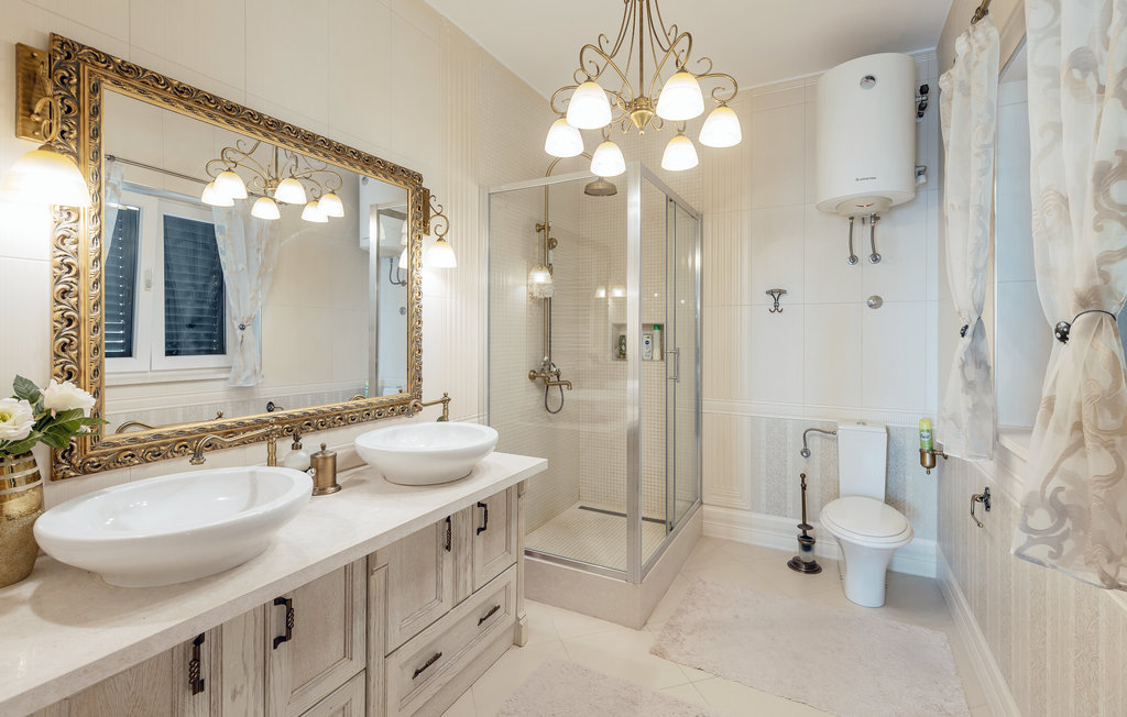 Feriehus - Herceg Novi-Sasovici , Montenegro - MNH122 43