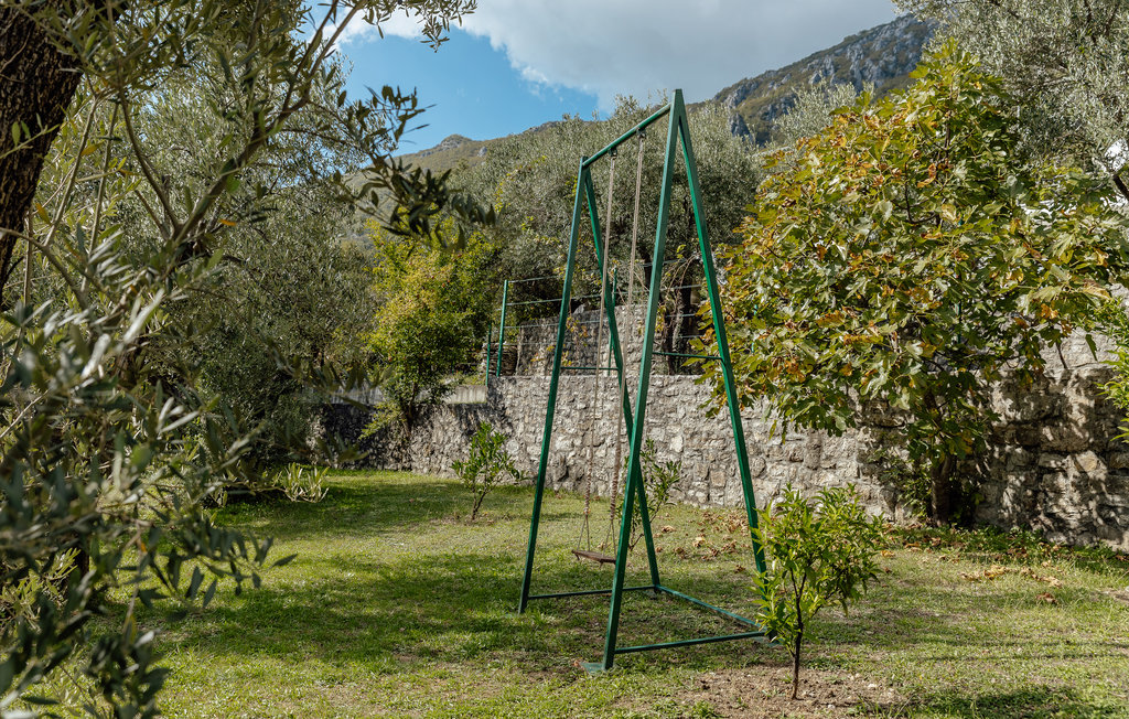 Feriehus - Herceg Novi-Sasovici , Montenegro - MNH122 21