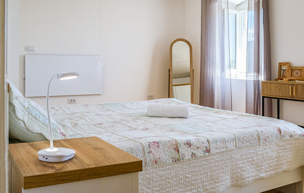 Feriehuse - Herceg Novi- Sasovici , Montenegro - MNH154 7