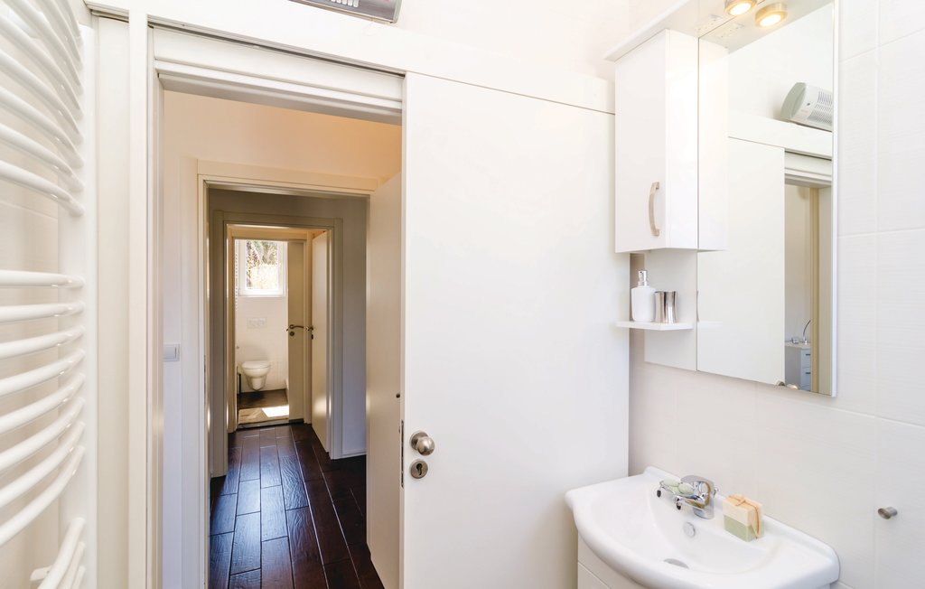 Feriehus - Tivat-Radovici , Montenegro - MNT012 24