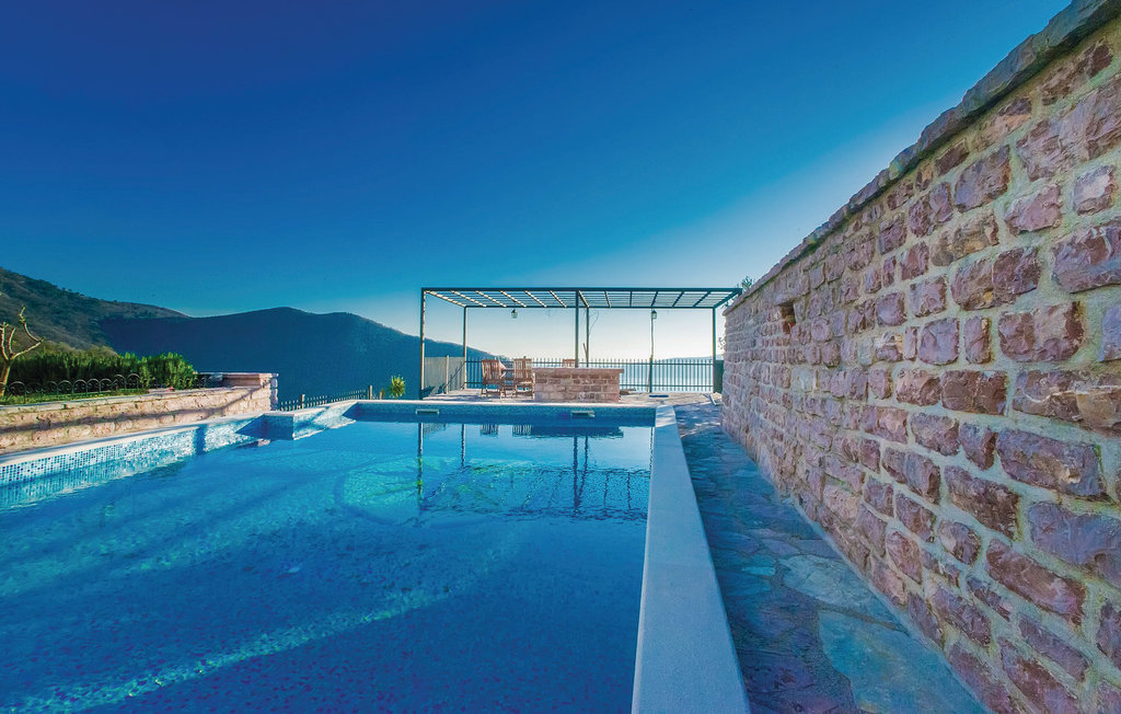 Feriehuse - Tivat , Montenegro - MNT017 7