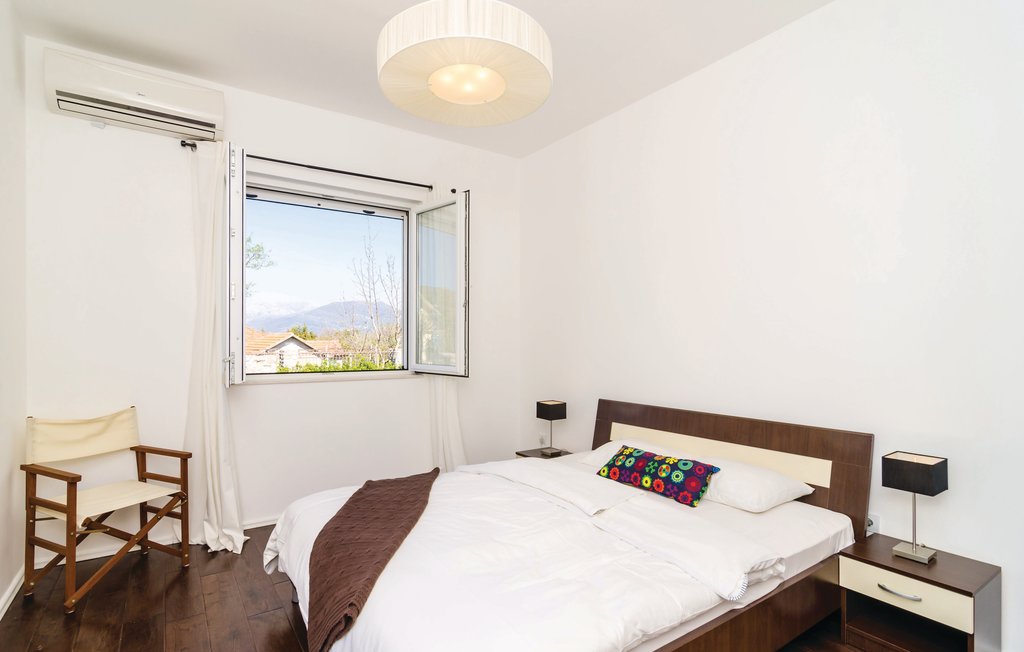 Feriehus - Tivat-Radovici , Montenegro - MNT012 14