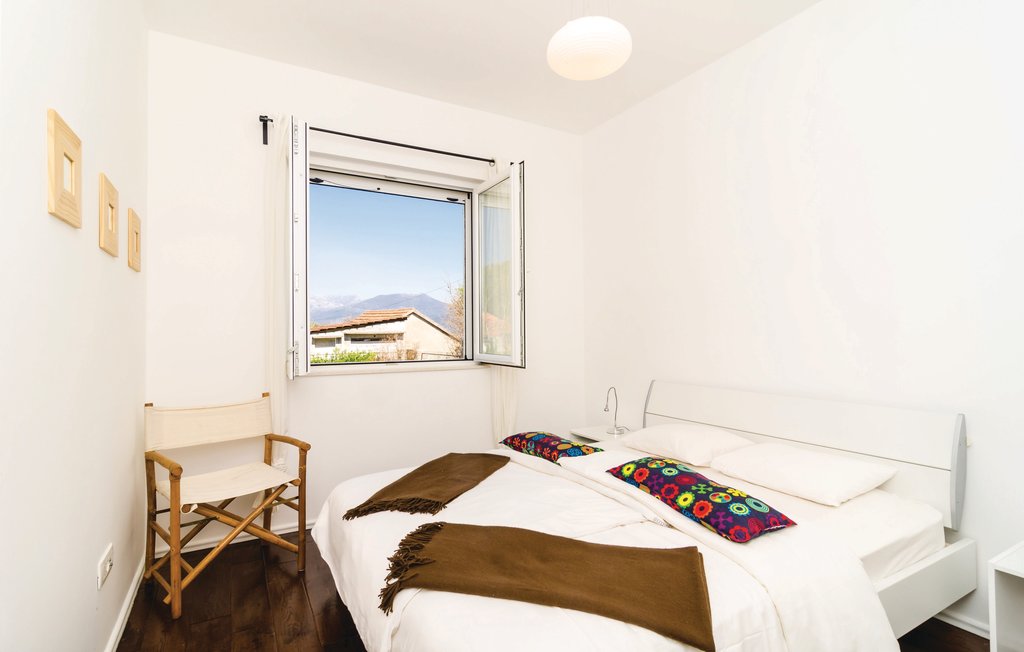 Feriehus - Tivat-Radovici , Montenegro - MNT012 17