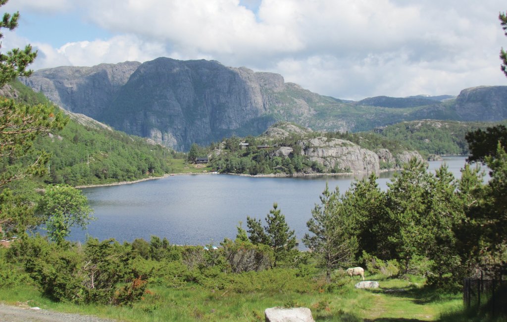 Semesterhus - Giljastølen , Norge - N15033 3