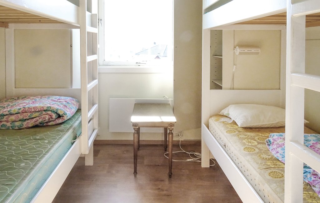 Semesterhus - Handeland , Norge - N15118 11