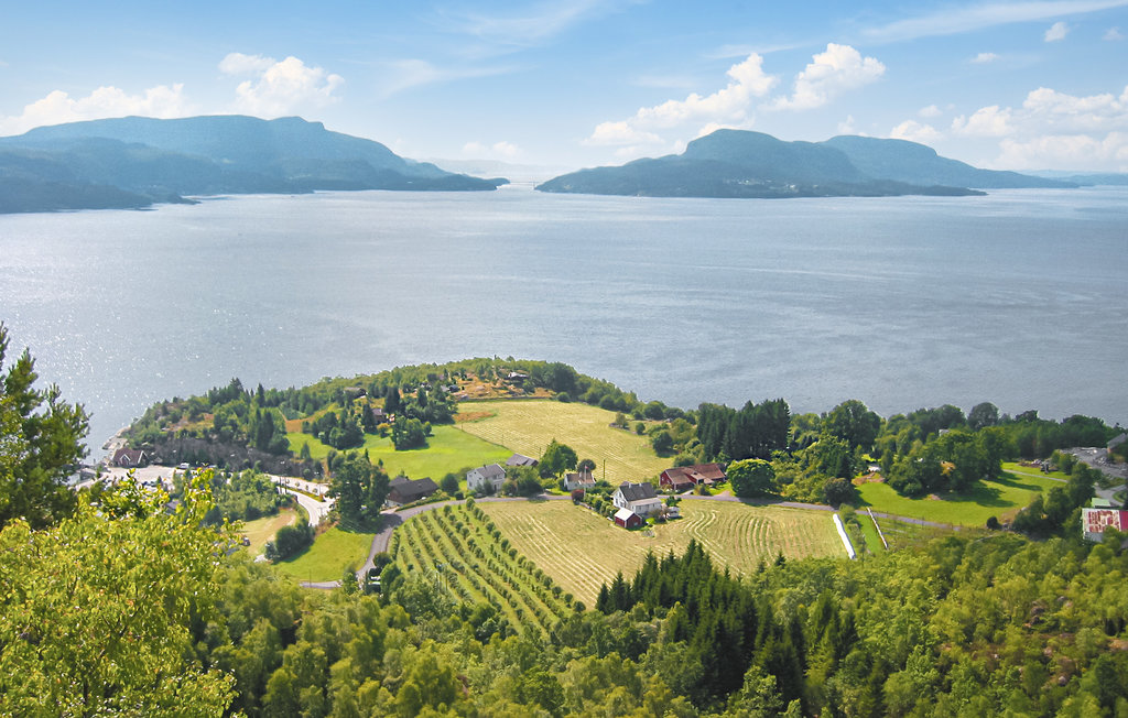 Semesterhus - Nesvik , Norge - N16049 11