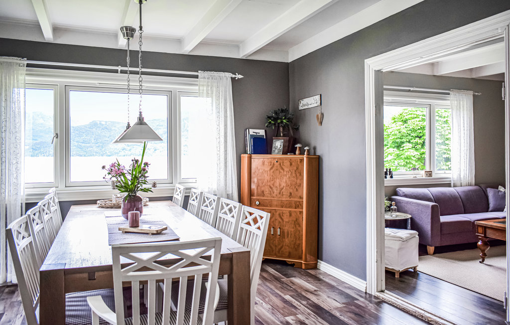 Semesterhus - Finnvik/Vindafjorden , Norge - N16271 6