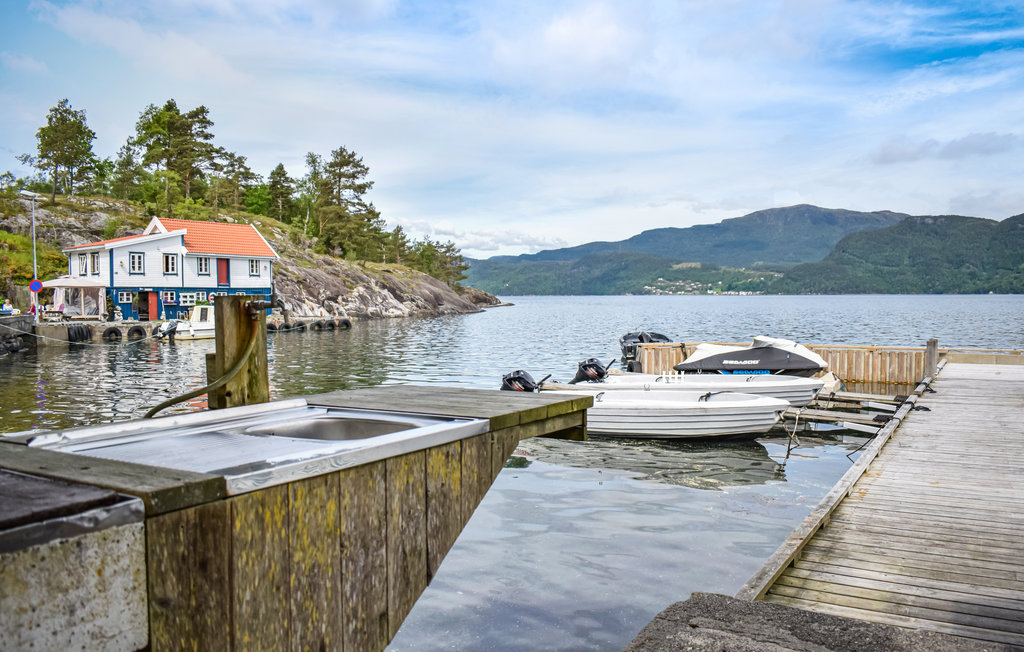 Semesterhus - Finnvik/Vindafjorden , Norge - N16271 9