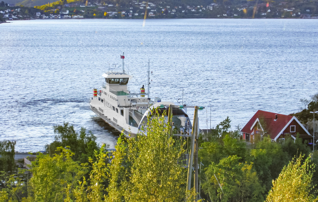 Semesterhus - Nesvik , Norge - N16049 10