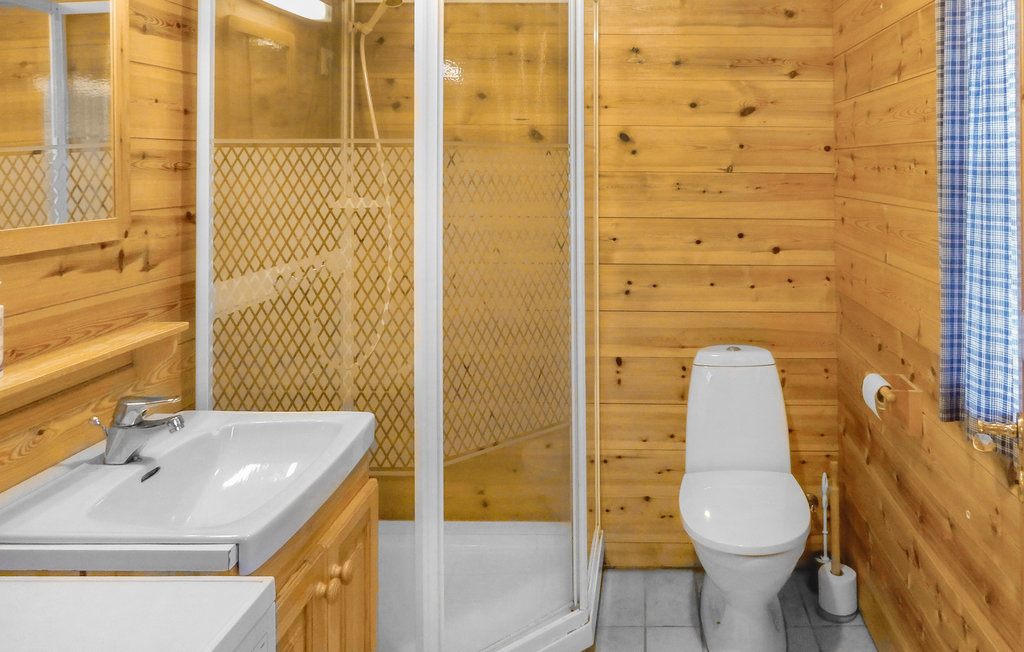 Semesterhus - Nesvik , Norge - N16049 9