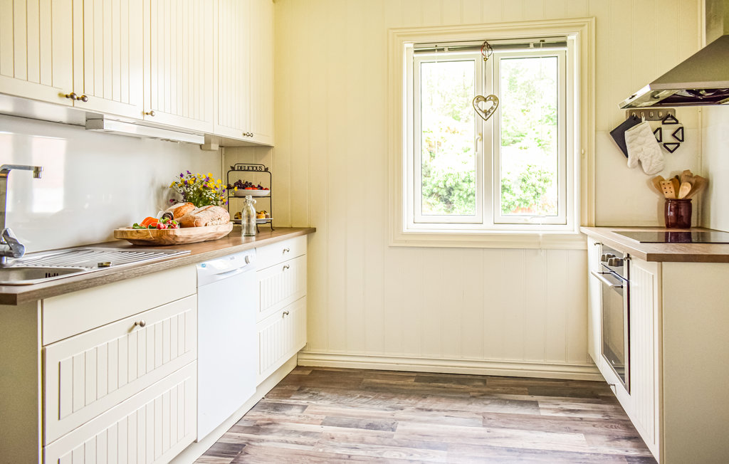 Semesterhus - Finnvik/Vindafjorden , Norge - N16271 7