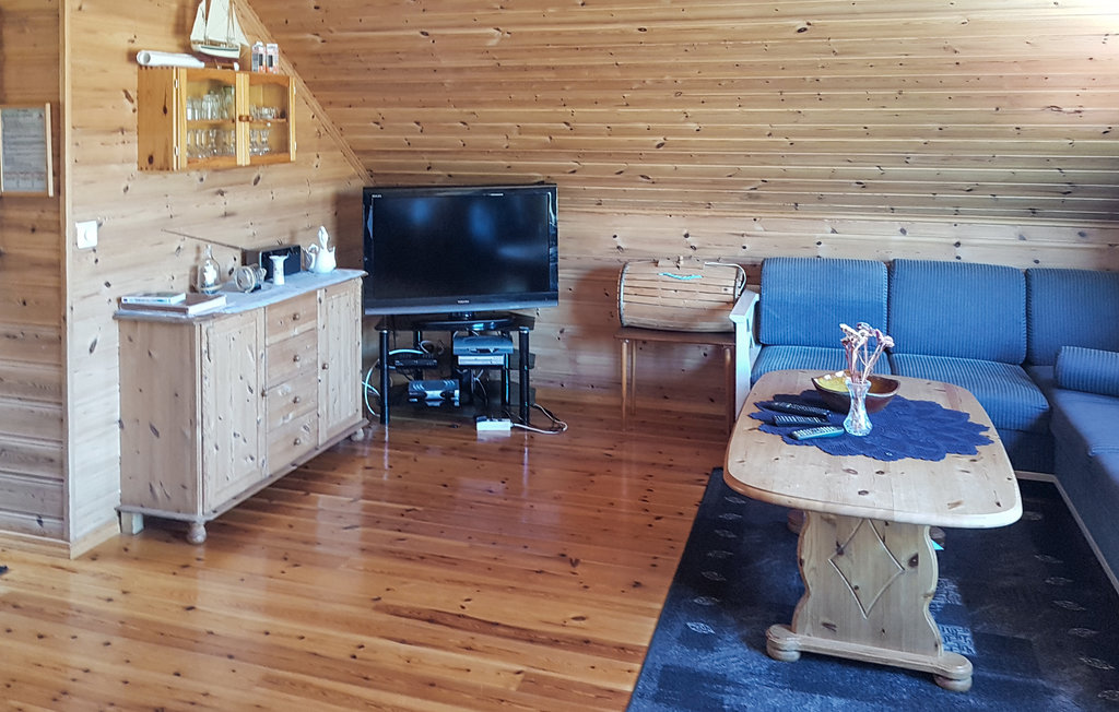 Semesterhus - Finnås , Norge - N18983 6