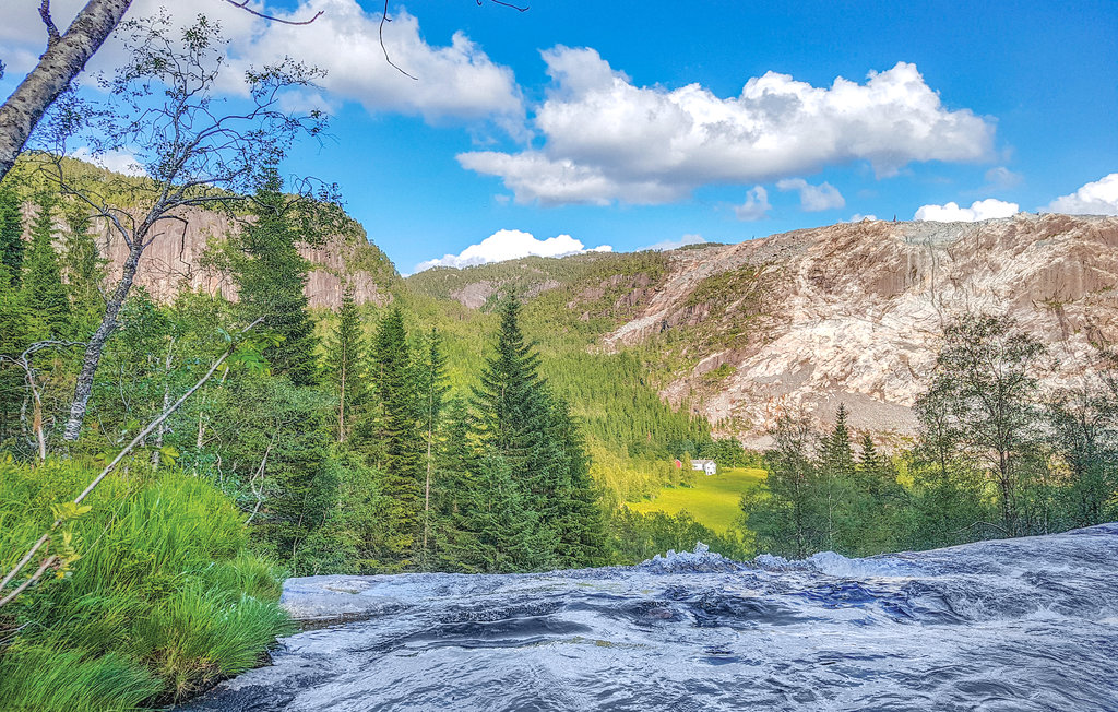 Semesterhus - Eikemo i Lindås , Norge - N20085 30
