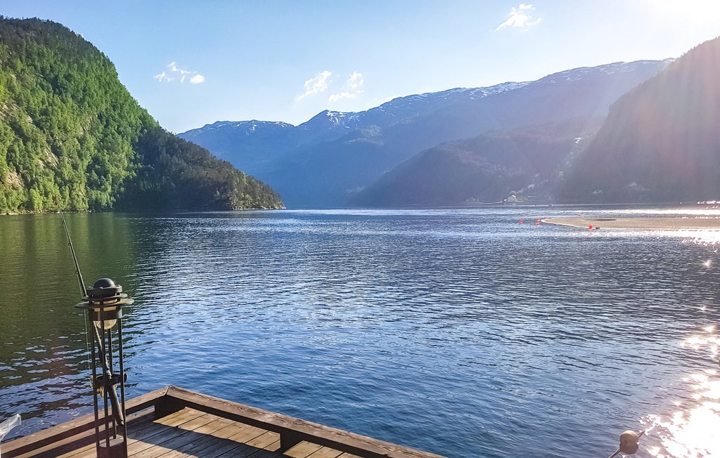 Semesterhus - Eikemo i Lindås , Norge - N20085 22