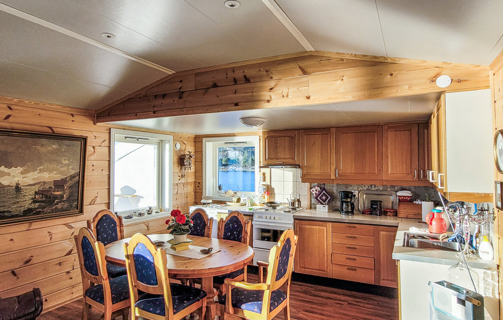 Semesterhus - Vindenes/Øygarden , Norge - N20417 19