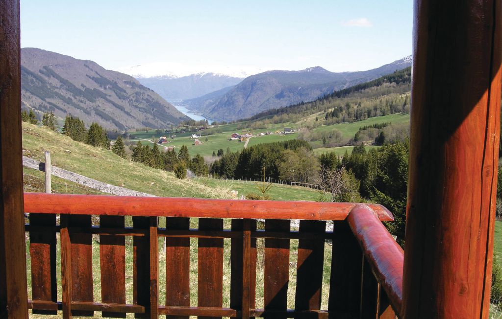 Semesterhus - Vik i Sogn , Norge - N22032 6
