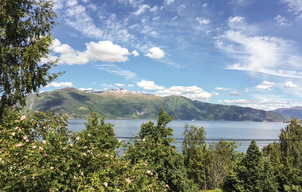 Semesterhus - Balestrand , Norge - N22039 3