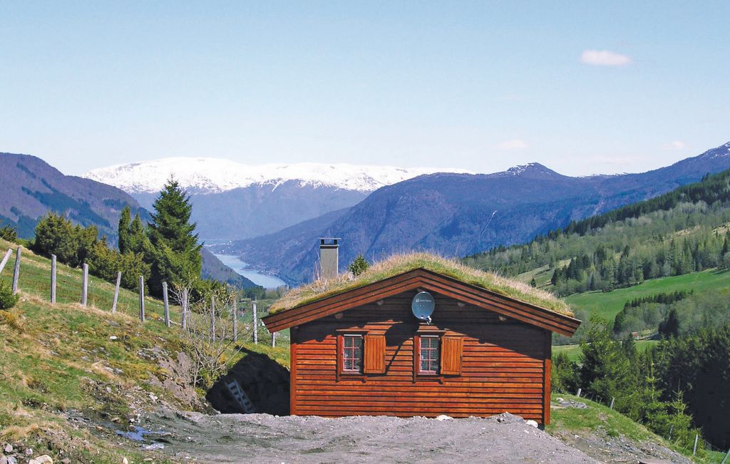 Semesterhus - Vik i Sogn , Norge - N22032 1