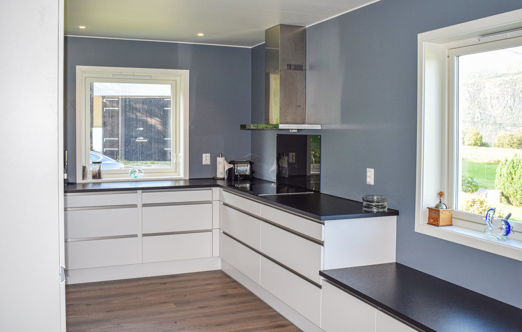 Semesterhus - Kvammen/Askvoll , Norge - N24129 12