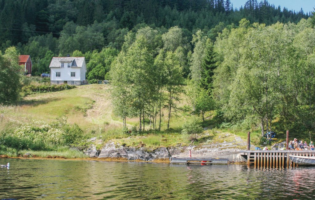 Feriehuse - Flekke/Fjaler , Norge - N24102 1