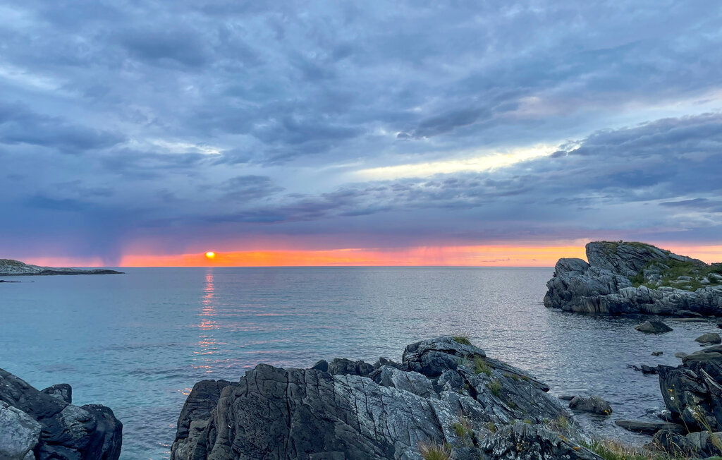 Semesterhus - Måløy , Norge - N24112 17